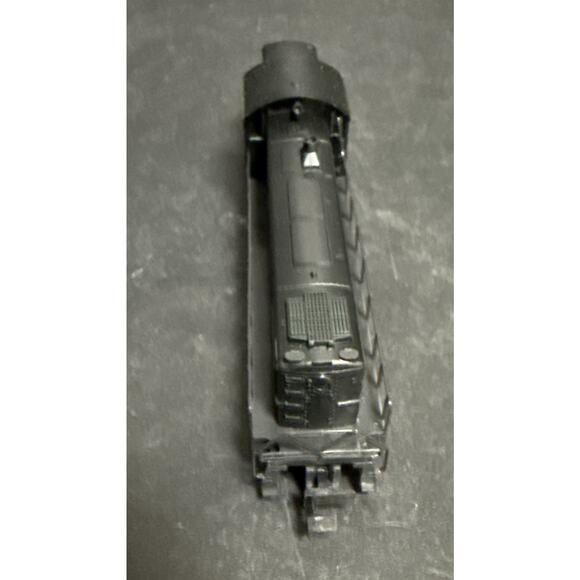 Atlas RS-1 N Scale Pennsylvania Locomotive Train 9914 #4405 Black - Picture 5 of 10